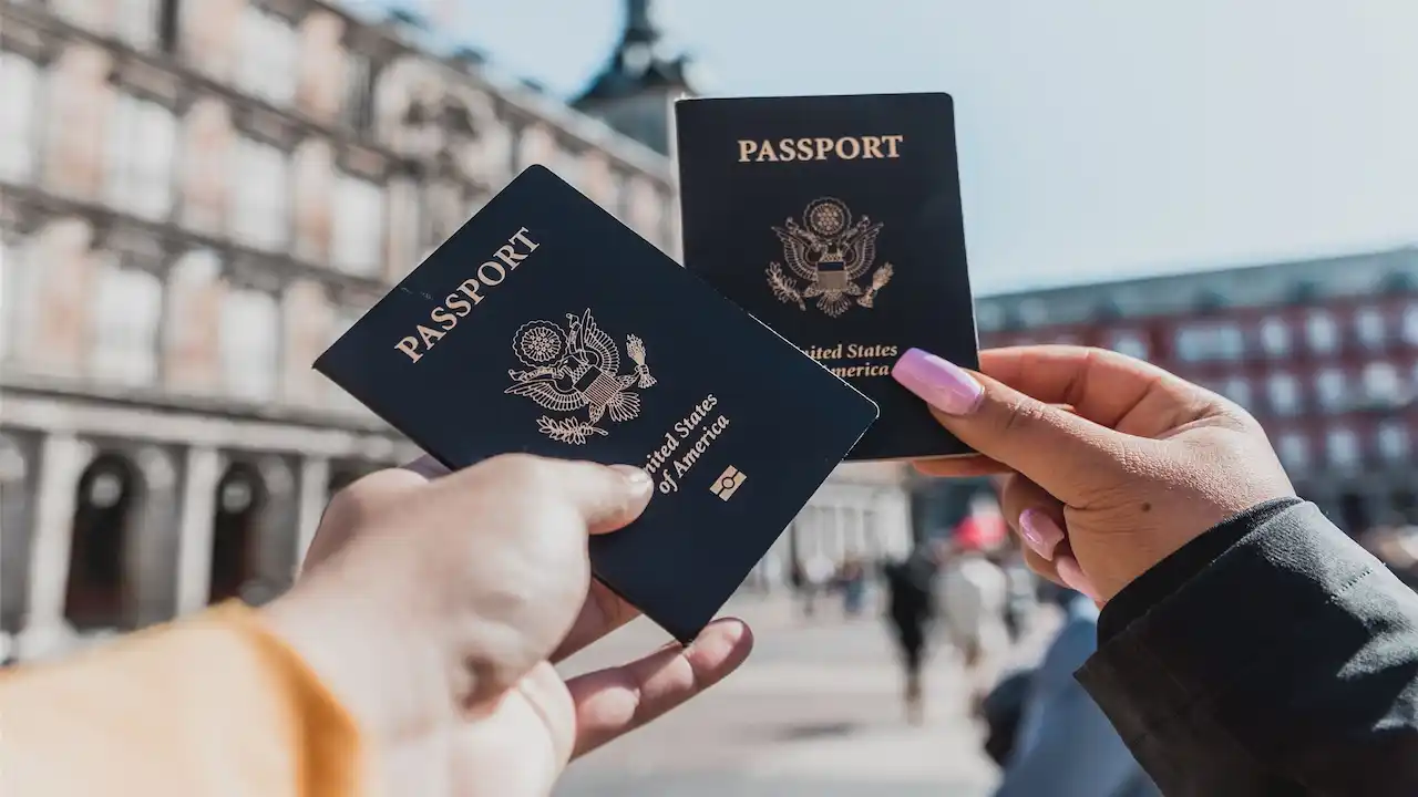 چگونه وضعیت پاسپورت را پیگیری کنیم؛ نحوه پیگیری گذرنامه